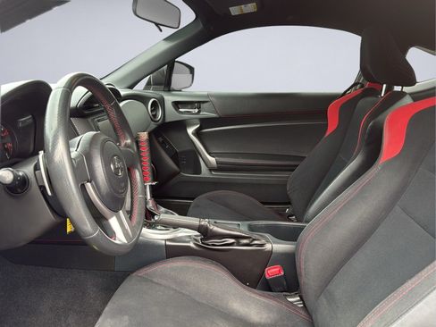 Used 2015 Scion FR-S RWD image 13