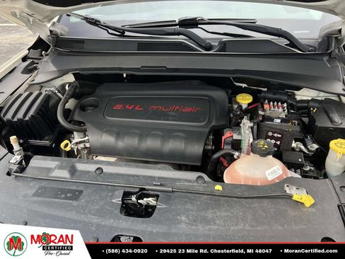 Used 2018 Jeep Compass Latitude w/ Popular Equipment Group AWD/4WD image 11
