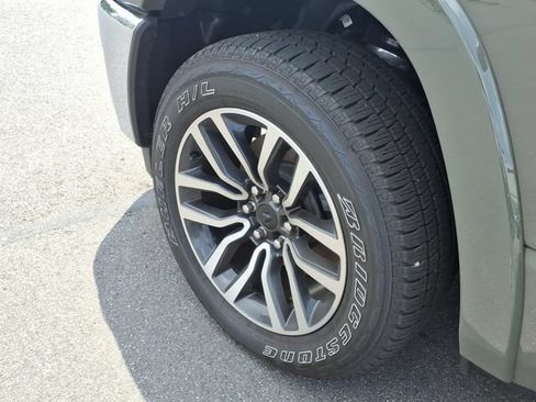 Used 2026 RAM 1500 Limited AWD/4WD image 8