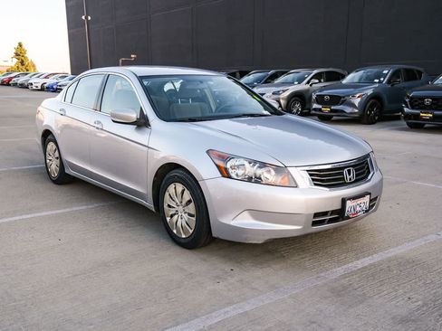Used 2009 Honda Accord LX image 3