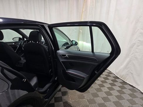 Used 2019 Volkswagen GTI Autobahn image 32