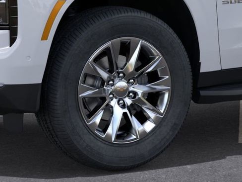 New 2026 Chevrolet Suburban Premier AWD/4WD image 10