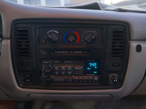 Used 1996 Chevrolet Caprice SS image 18