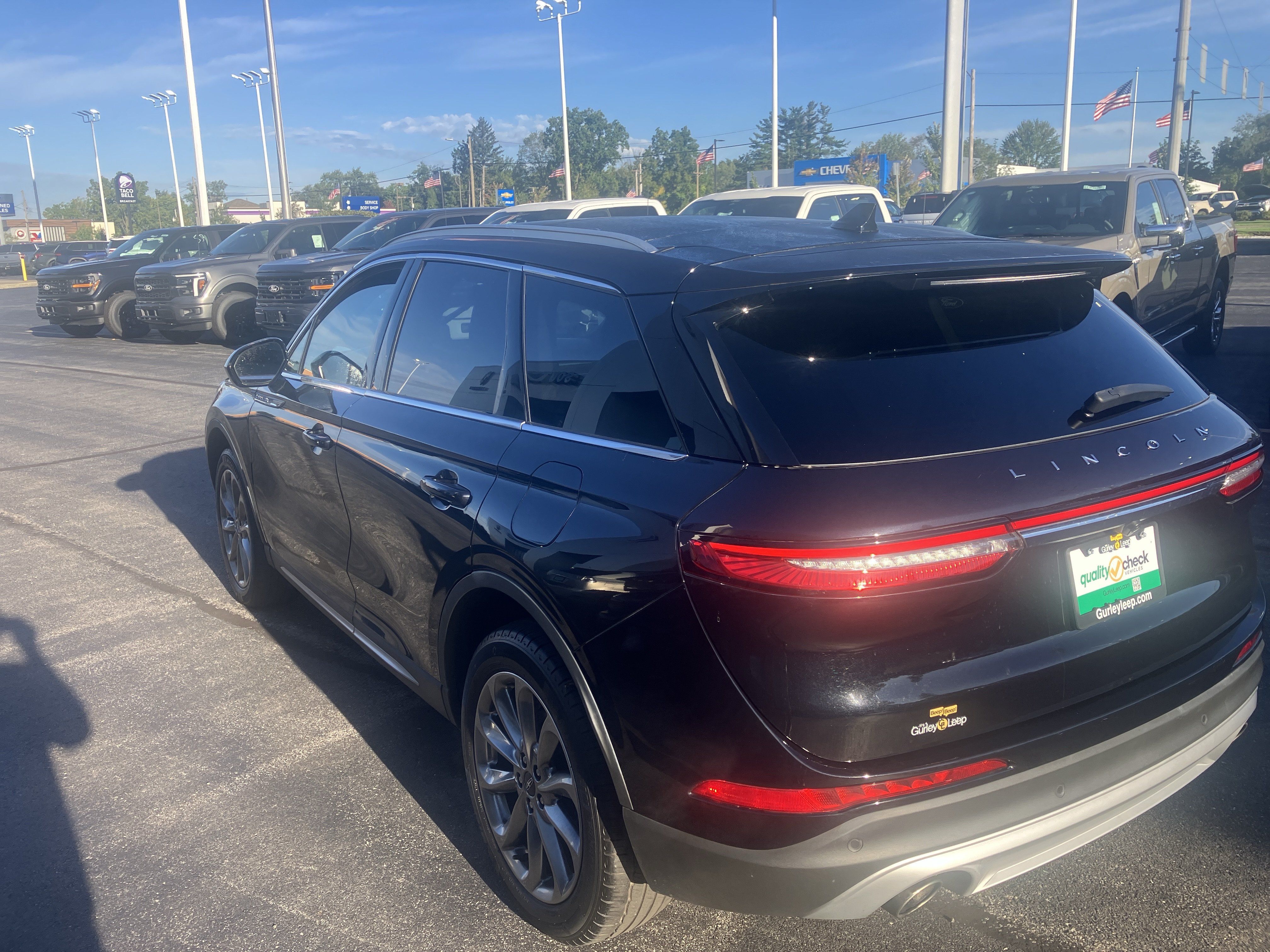 Used 2022 Lincoln Corsair AWD w/ Premium Package image 5