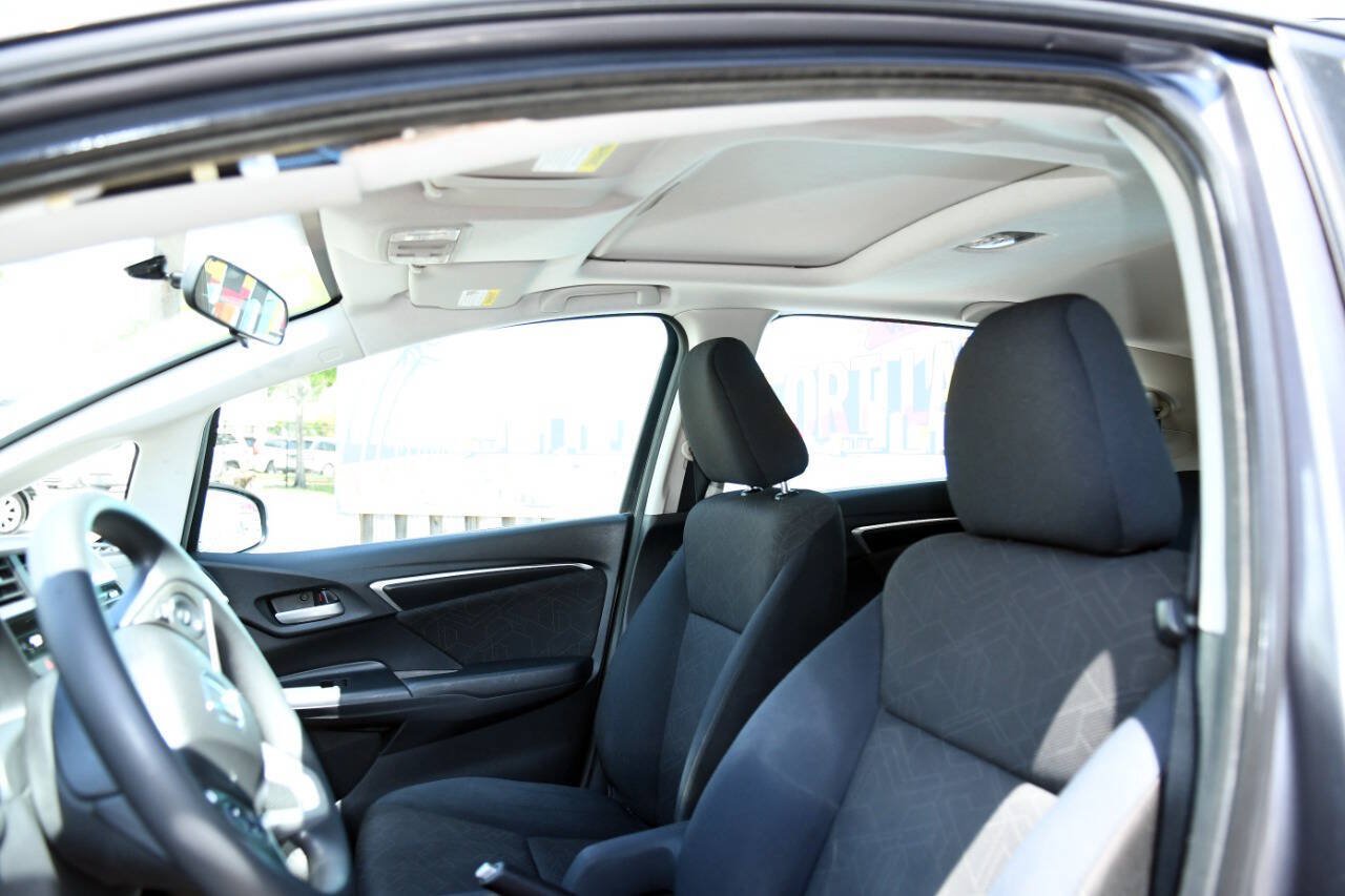 Used 2015 Honda Fit EX image 17