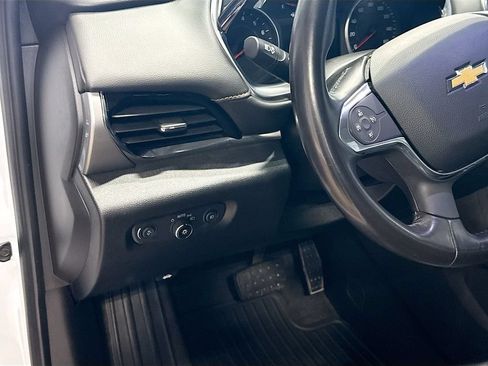 Used 2019 Chevrolet Traverse RS AWD/4WD image 11