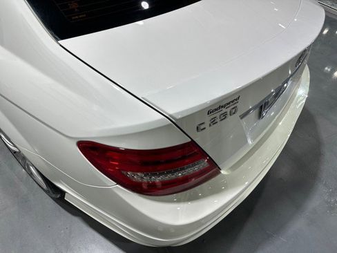 Used 2014 Mercedes-Benz C 250 Sedan image 29