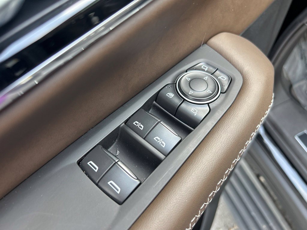 Certified 2026 GMC Yukon Denali Ultimate AWD/4WD image 18