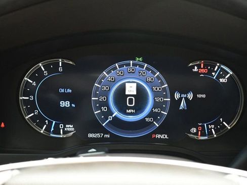 Used 2017 Cadillac Escalade ESV Luxury image 29