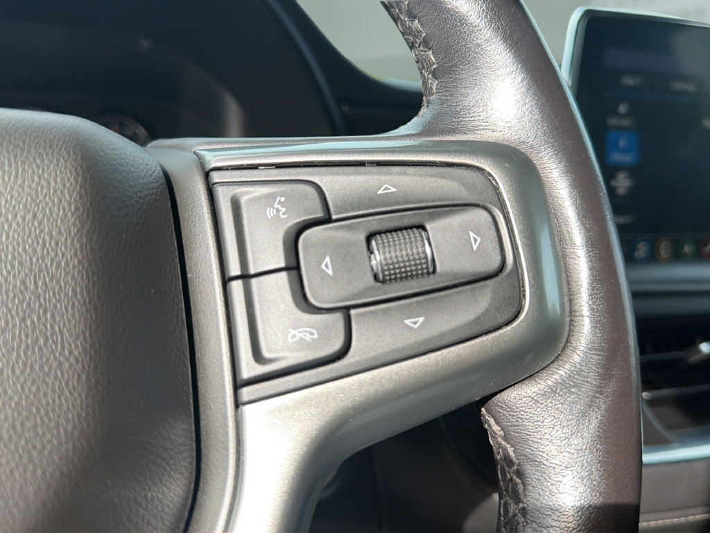 Used 2021 Chevrolet Tahoe Z71 w/ Luxury Package AWD/4WD image 37