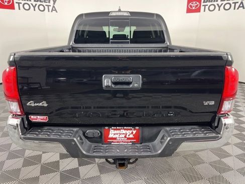 Certified 2023 Toyota Tacoma SR5 image 23