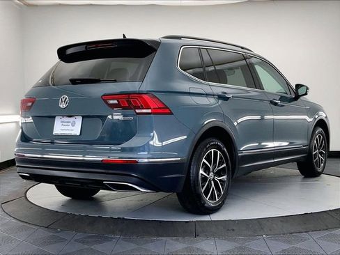 Used 2021 Volkswagen Tiguan SE w/ Panoramic Sunroof Package AWD/4WD image 7