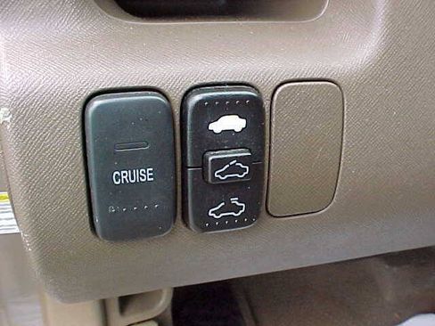 Used 2004 Honda CR-V EX image 26