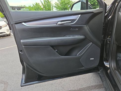 Used 2019 Cadillac XT5 Luxury AWD/4WD image 12
