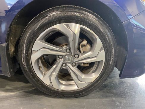 Used 2020 Honda Accord EX image 8