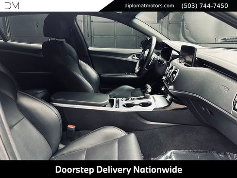 Used 2022 Kia Stinger GT1 AWD/4WD image 20