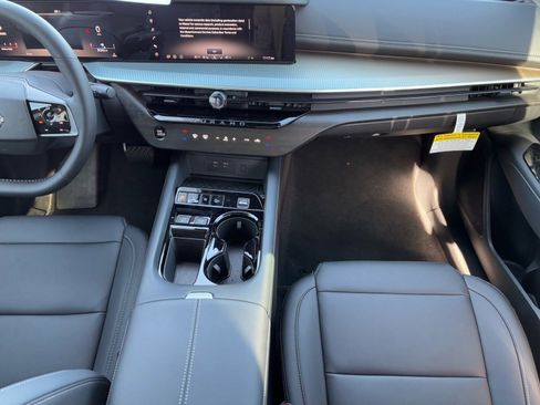 New 2025 Nissan Murano SL image 16