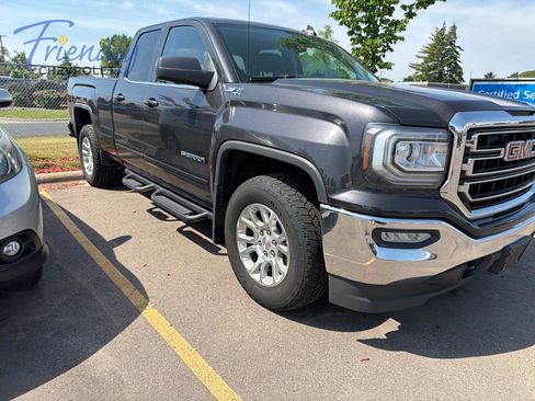 Used 2016 GMC Sierra 1500 SLE w/ SLE Value Package AWD/4WD image 4