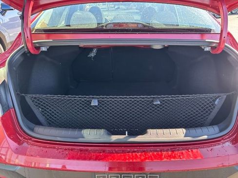 Certified 2025 Hyundai Elantra Limited image 5