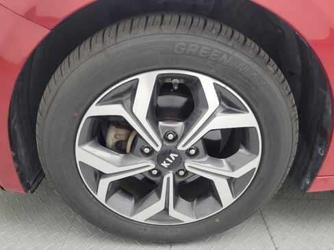 Used 2020 Kia Forte LXS FWD image 31