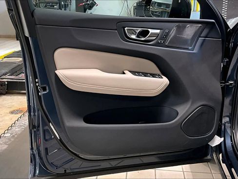 New 2026 Volvo XC60 B5 Plus w/ Protection Package Premier AWD/4WD image 11