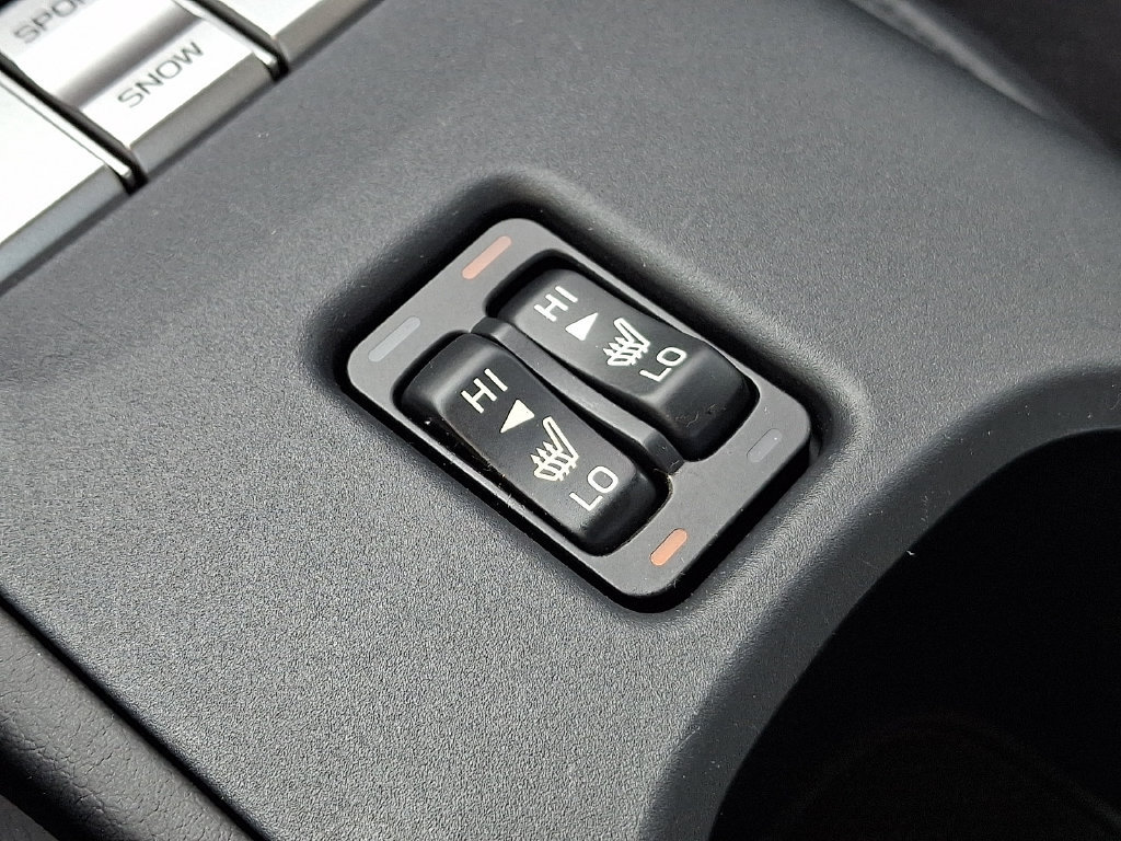 Used 2025 Toyota GR86 Premium w/ Performance Package RWD image 15