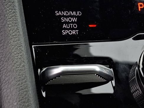New 2026 Jeep Grand Cherokee Altitude AWD/4WD image 18
