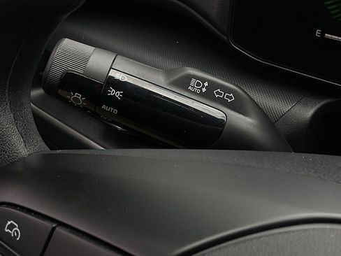 Used 2025 Kia K4 LXS image 25