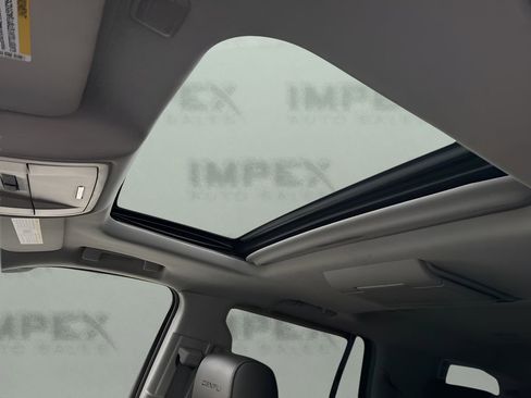 Used 2016 GMC Yukon Denali w/ Open Road Package image 11