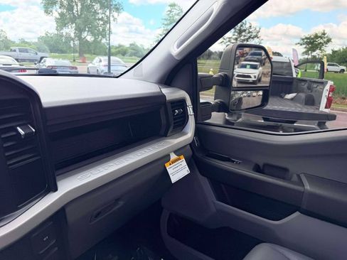 Used 2024 Ford F350 XL AWD/4WD image 26