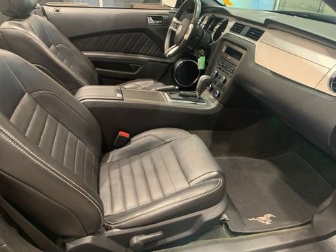 Used 2014 Ford Mustang Premium image 13