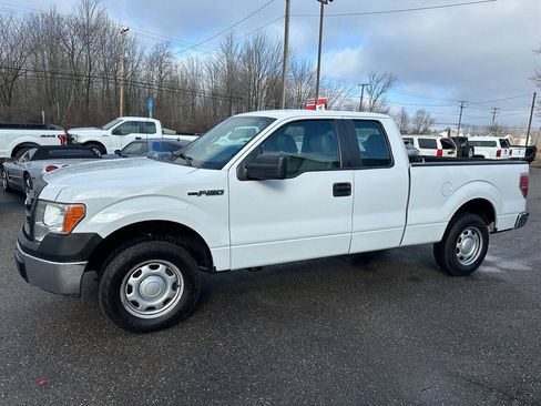Used 2013 Ford F150 XL w/ Mid Equipment Group RWD image 3