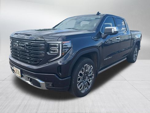 Used 2025 GMC Sierra 1500 Denali Ultimate AWD/4WD image 2