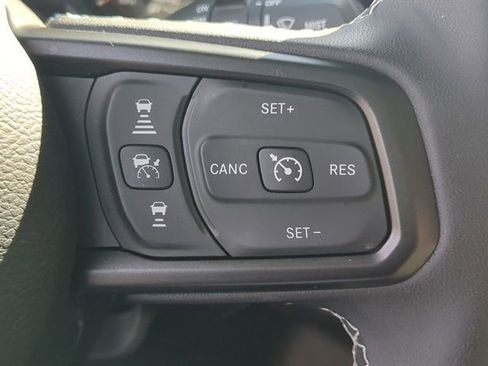 Certified 2025 Jeep Wrangler Unlimited Sport image 26