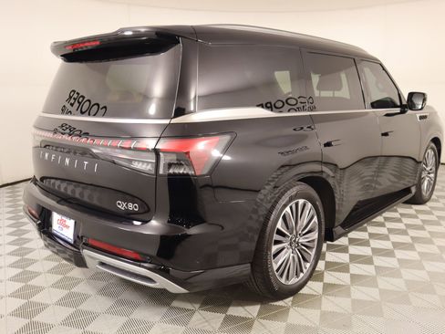 Used 2025 INFINITI QX80 Luxe image 21