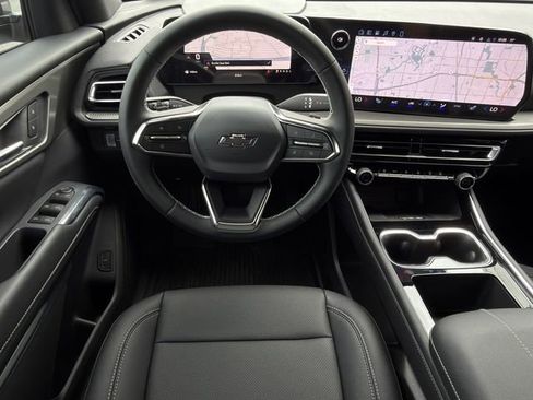 New 2026 Chevrolet Traverse LT w/ Midnight/Sport Edition image 10