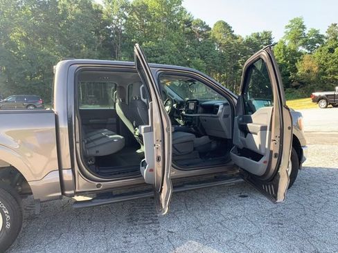 Used 2022 Ford F150 XL w/ Equipment Group 101A High AWD/4WD image 11