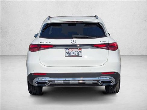 Used 2026 Mercedes-Benz GLC 300 4MATIC image 7