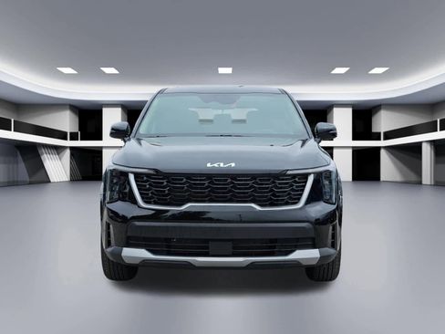 Certified 2026 Kia Sorento LX FWD image 8