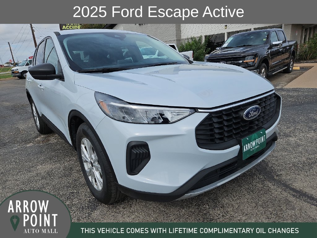 Used 2025 Ford Escape Active FWD image 2