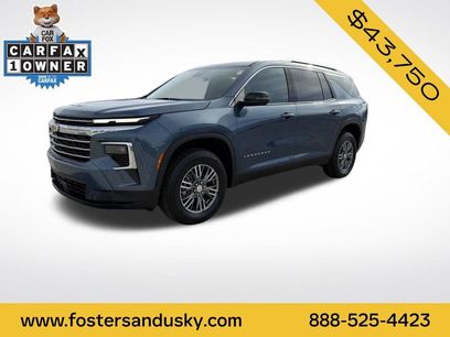 Used 2025 Chevrolet Traverse LT w/ LPO, Floor Liner Package