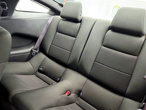 Used 2014 Ford Mustang GT image 19