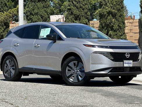 Used 2025 Nissan Murano SL AWD/4WD image 2