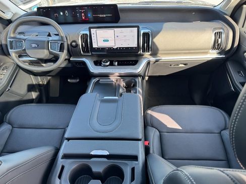New 2026 Ford Expedition Platinum AWD/4WD image 7