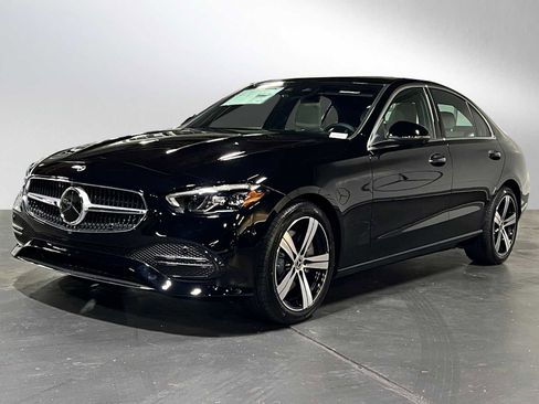 Used 2025 Mercedes-Benz C 300 4MATIC Sedan image 7