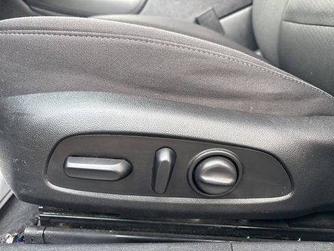 Used 2020 Chevrolet Malibu LT image 12