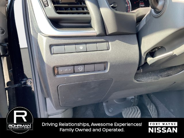 Certified 2023 Nissan Rogue SV AWD/4WD image 21