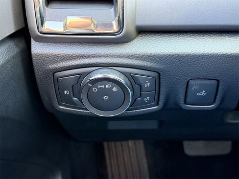 Used 2022 Ford Ranger XLT w/ Equipment Group 301A Mid image 12
