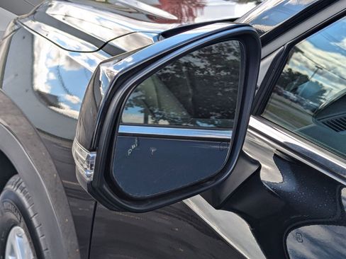 Used 2024 Toyota Grand Highlander XLE image 19