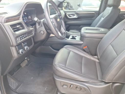 Used 2022 Chevrolet Tahoe LT w/ Luxury Package RWD image 15